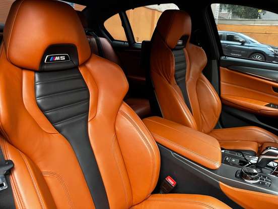 BMW-M5-4.4 V8 TWIN POWER M XDRIVE STEPTRONIC BMW-M5-2018