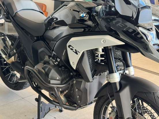 BMW-R 1300 GS TRIPLE BLACK BMW-R 1300 GS TRIPLE BLACK-2024