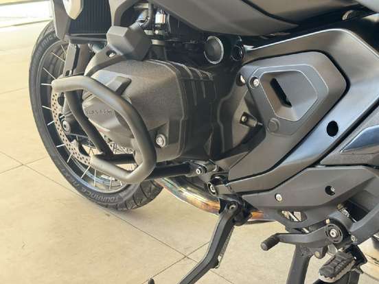 BMW-R 1300 GS TRIPLE BLACK BMW-R 1300 GS TRIPLE BLACK-2024