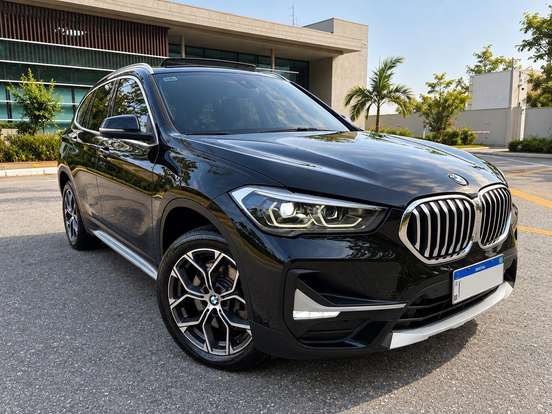 BMW-X1-2.0 16V TURBO ACTIVEFLEX SDRIVE20I X-LINE 4P AUTOMÁTICO BMW-X1-2020