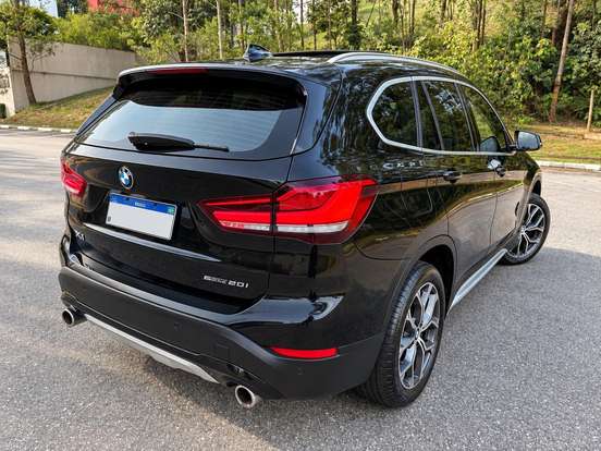 BMW-X1-2020