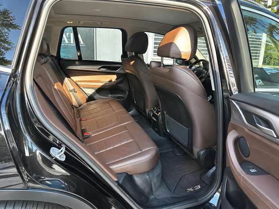 BMW-X3-2021