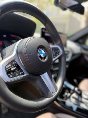 BMW-X4-2022