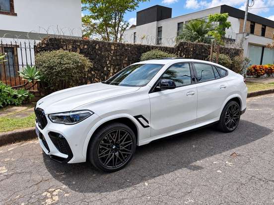 BMW-X6-4.4 V8 BITURBO GASOLINA M COMPETITION AUTOMÁTICO BMW-X6-2022