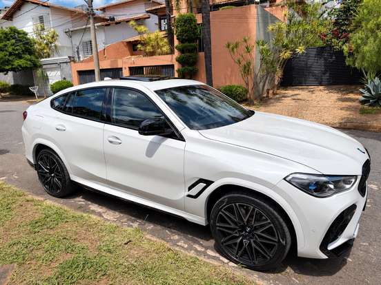 BMW-X6-4.4 V8 BITURBO GASOLINA M COMPETITION AUTOMÁTICO BMW-X6-2022