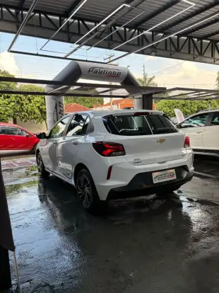CHEVROLET-ONIX-2024