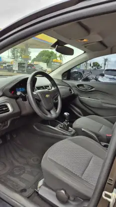 CHEVROLET-ONIX-2016