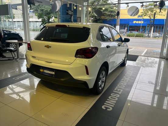 CHEVROLET-ONIX-2024