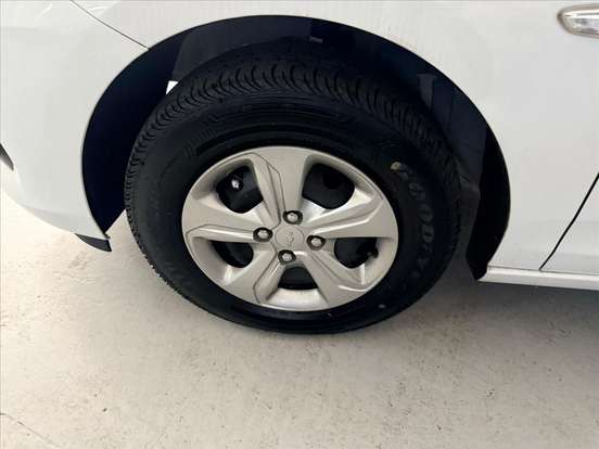 CHEVROLET-ONIX-2024