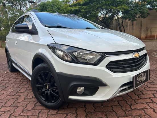 CHEVROLET-ONIX-1.4 MPFI ACTIV 8V FLEX 4P AUTOMÁTICO CHEVROLET-ONIX-2018
