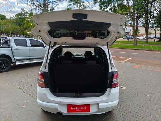 CHEVROLET-SPIN-1.8 LTZ 8V FLEX 4P AUTOMÁTICO CHEVROLET-SPIN-2015