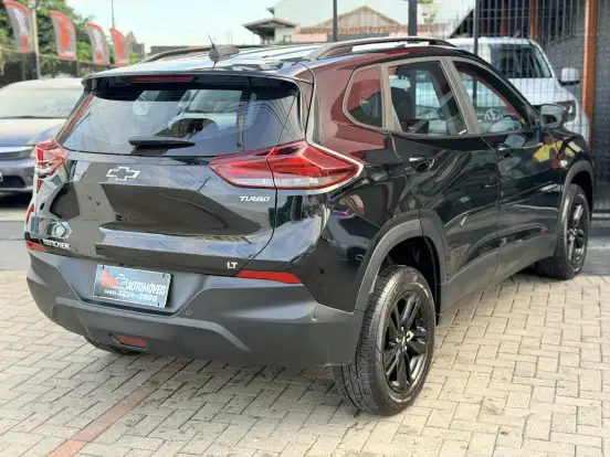 CHEVROLET-TRACKER-2022