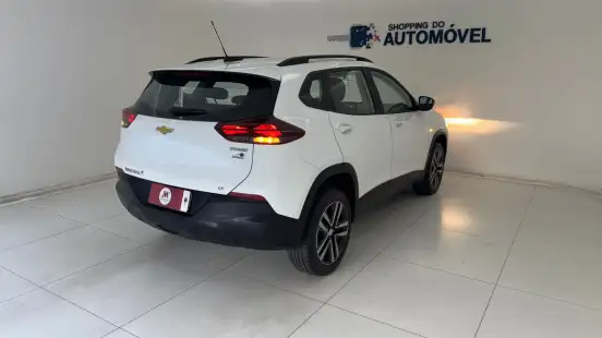 CHEVROLET-TRACKER-2023