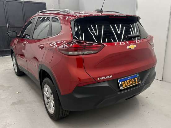 CHEVROLET-TRACKER-2024