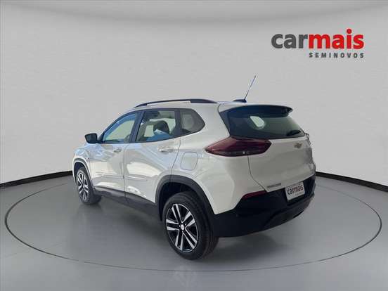 CHEVROLET-TRACKER-2023