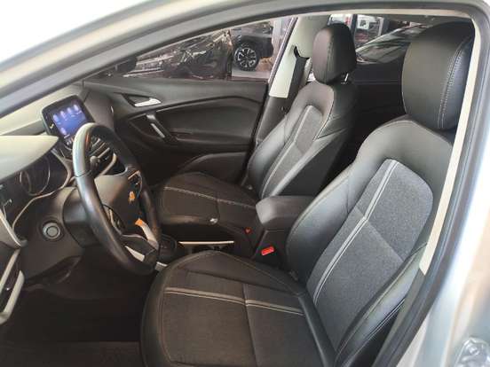 CHEVROLET-TRACKER-2021