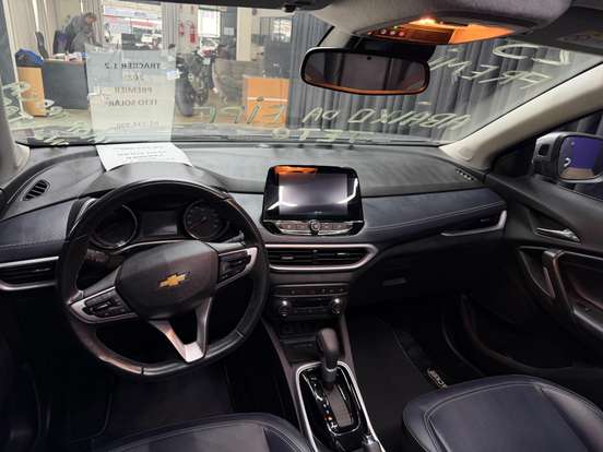 CHEVROLET-TRACKER-2024