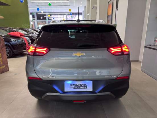 CHEVROLET-TRACKER-2025