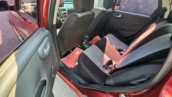 CHEVROLET-CORSA-2010