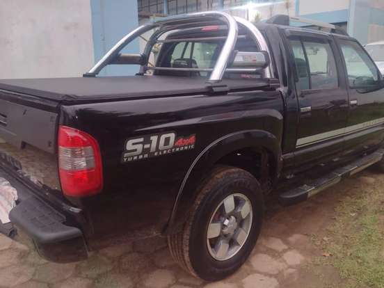 CHEVROLET-S10-2.8 EXECUTIVE 4X4 CD 12V TURBO ELECTRONIC INTERCOOLER DIESEL 4P MANUAL CHEVROLET-S10-2011