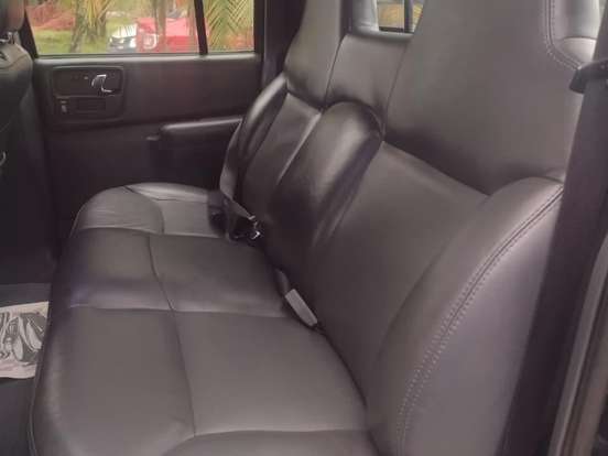 CHEVROLET-S10-2.8 EXECUTIVE 4X4 CD 12V TURBO ELECTRONIC INTERCOOLER DIESEL 4P MANUAL CHEVROLET-S10-2011