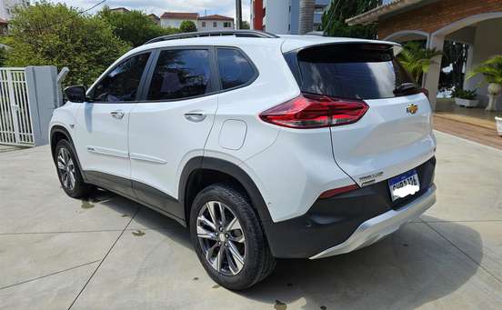 CHEVROLET-TRACKER-2021