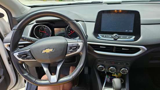 CHEVROLET-TRACKER-2021