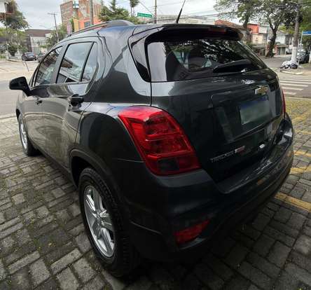 CHEVROLET-TRACKER-2019