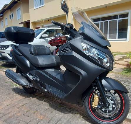 DAFRA MAXSYM 400i 