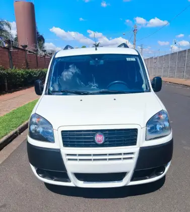 FIAT DOBLÒ 1.8 MPI ESSENCE 7L 16V FLEX 4P MANUAL