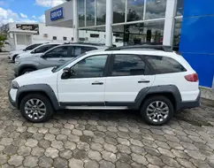 FIAT PALIO 1.8 MPI ADVENTURE WEEKEND 16V FLEX 4P MANUAL FIAT PALIO 1.8 MPI ADVENTURE WEEKEND 16V FLEX 4P MANUAL