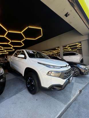 FIAT-TORO-2017