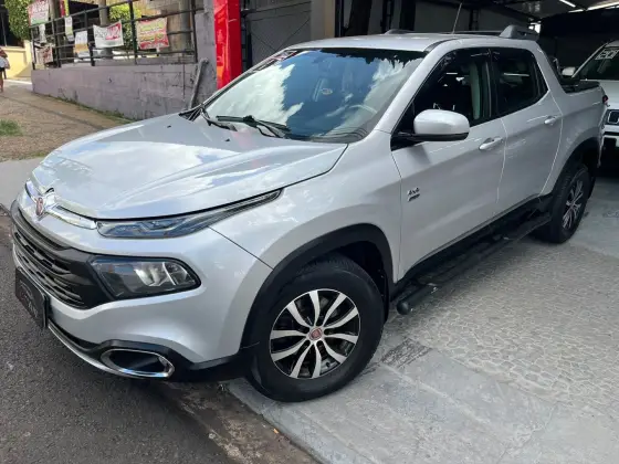 FIAT TORO 2.0 16V TURBO DIESEL FREEDOM 4WD MANUAL