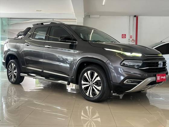 FIAT TORO 2.0 16V TURBO DIESEL VOLCANO 4WD AT9