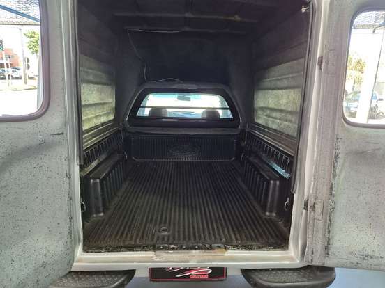 FORD-COURIER-1.6 MPI L 8V FLEX 2P MANUAL FORD-COURIER-2010