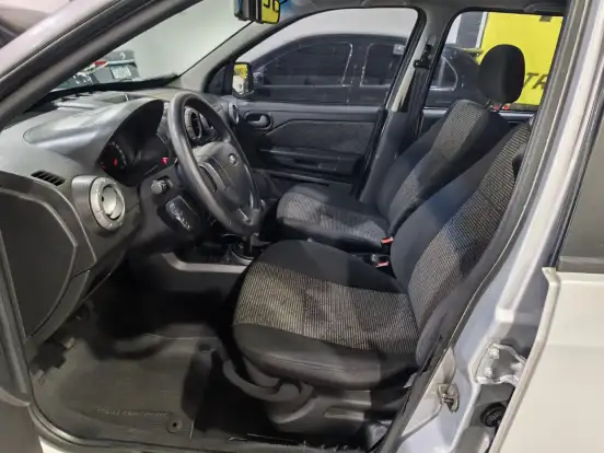FORD-ECOSPORT-2011