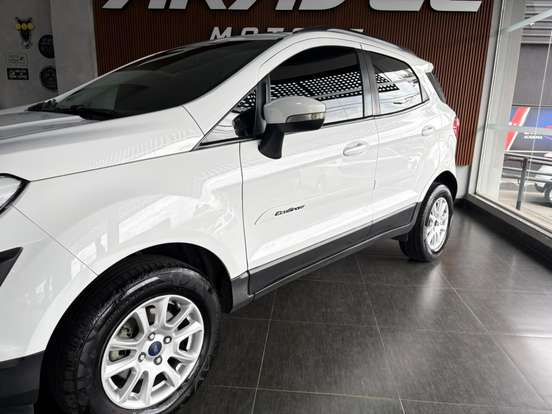 FORD-ECOSPORT-1.5 TI-VCT FLEX SE MANUAL FORD-ECOSPORT-2017