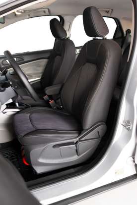 FORD-ECOSPORT-2013
