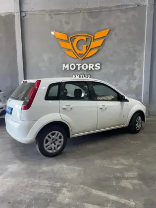 FORD FIESTA 1.0 ROCAM HATCH 8V FLEX 4P MANUAL