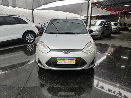 FORD FIESTA 1.0 ROCAM SE PLUS HATCH 8V FLEX 4P MANUAL