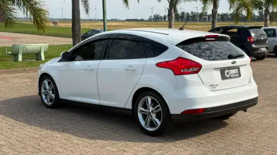 FORD-FOCUS-2018