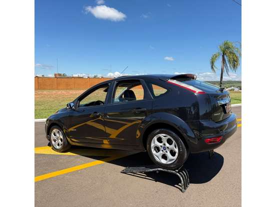 FORD-FOCUS-2.0 16V FLEX 4P AUTOMÁTICO FORD-FOCUS-2012