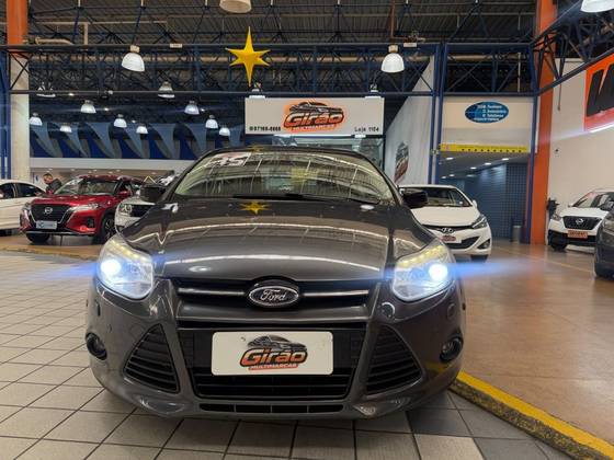 FORD FOCUS 2.0 TITANIUM PLUS SEDAN 16V FLEX 4P POWERSHIFT