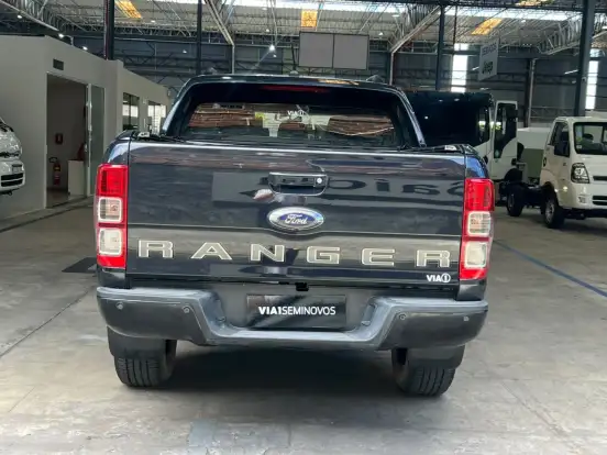 FORD-RANGER-2.2 BLACK 4X2 CD 16V DIESEL 4P AUTOMÁTICO FORD-RANGER-2023