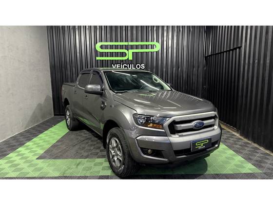 FORD RANGER 2.2 XLS 4X4 CD 16V DIESEL 4P AUTOMÁTICO
