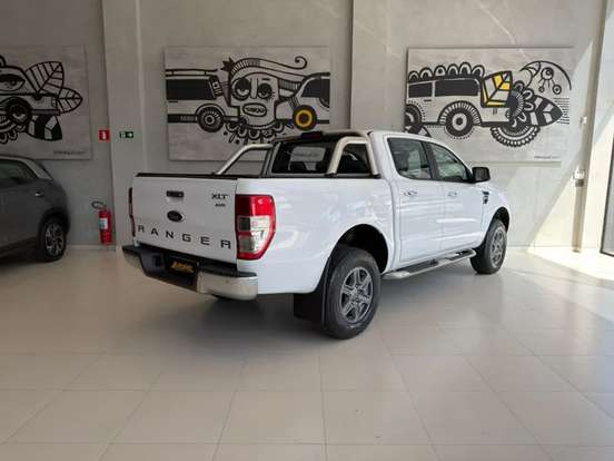 FORD-RANGER-2.5 XLT 4X2 CD 16V FLEX 4P MANUAL FORD-RANGER-2014