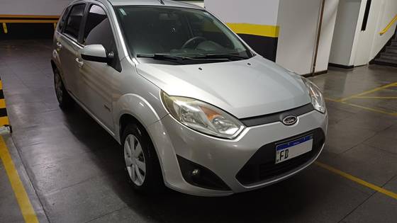 FORD FIESTA 1.6 MPI HATCH 8V FLEX 4P MANUAL