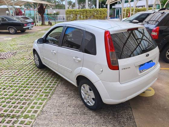FORD FIESTA 1.6 SE HATCH 16V FLEX 4P MANUAL