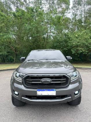 FORD RANGER 3.2 XLT 4X4 CD 20V DIESEL 4P AUTOMÁTICO