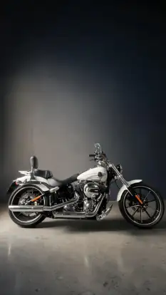 HARLEY-DAVIDSON-SOFTAIL BREAKOUT-2016